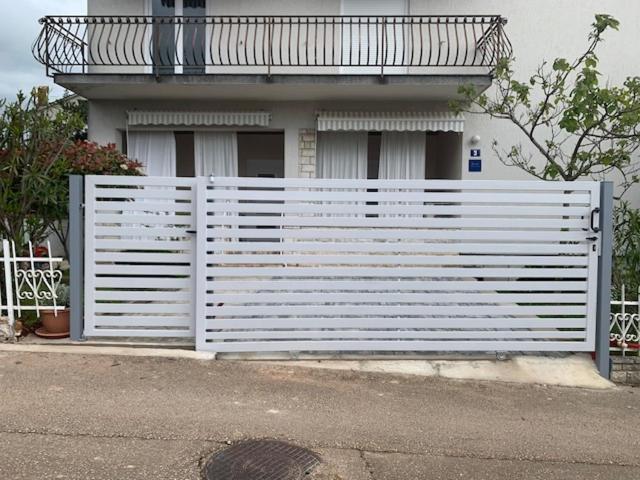 Apartment Seafront Jadri